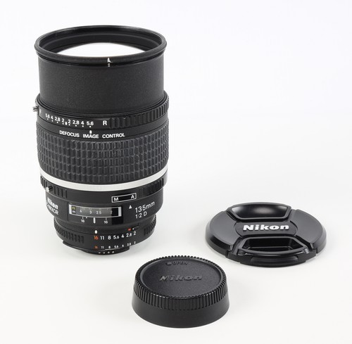 Nikon nikkor 135 - mm, f/2